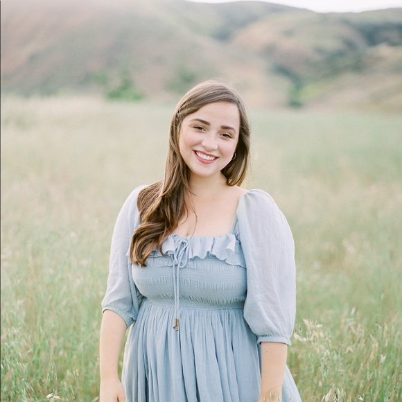 Hey there! 🌷 - Picture 4 of 4